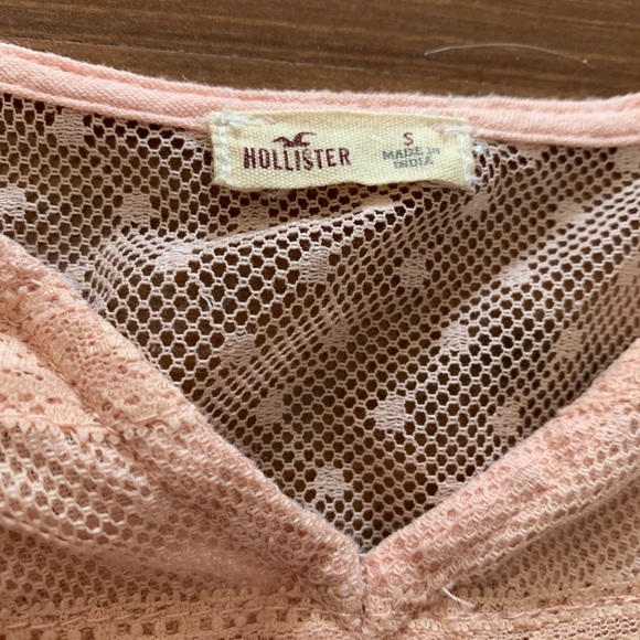 Hollister Flowy shirt - Picture 2 of 5